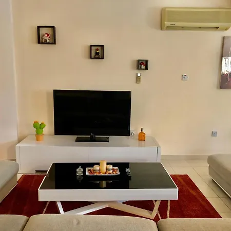 Villa Universal Daphne 3 Bedroom In Kato *