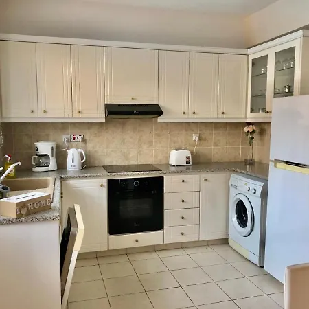 Universal Daphne 3 Bedroom In Kato Villa Paphos