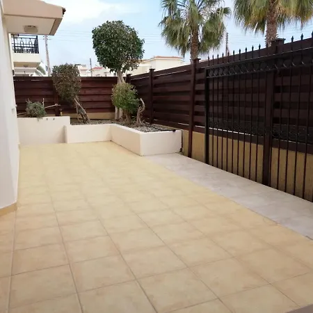 Villa Universal Daphne 3 Bedroom In Kato *