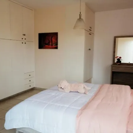 Universal Daphne 3 Bedroom In Kato Paphos