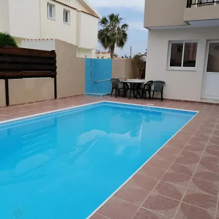 Villa Universal Daphne 3 Bedroom In Kato Paphos