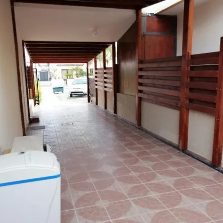 Universal Daphne 3 Bedroom In Kato Paphos